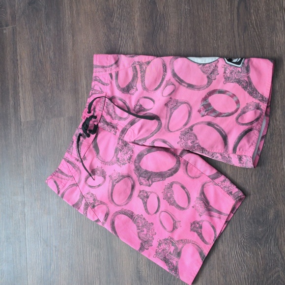 Jetpilot Womans Juniors Size 1 Pink Ring Design Board Shorts - Picture 1 of 4